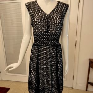 Black crochet over white V neck dress XL